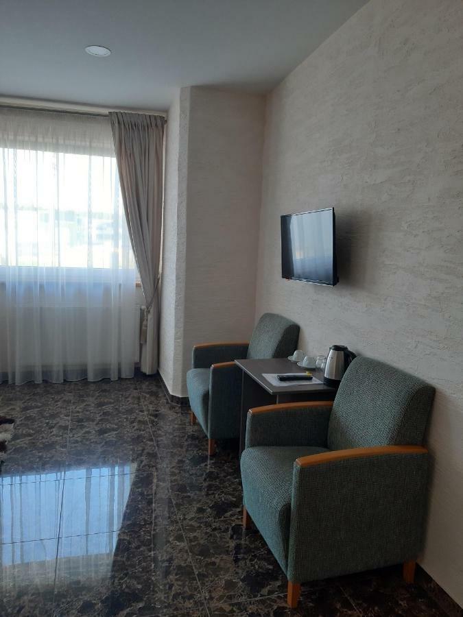 Arka Hotel Mažeikiai Kültér fotó